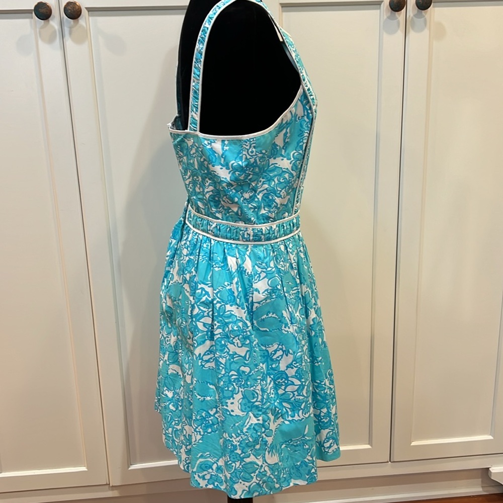 Lilly Pulitzer Becky Dress in She’s A Fox Print, size 8 blue graduation - Picture 5 of 7